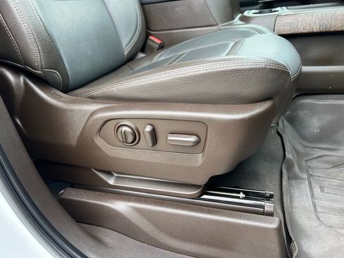 Used 2022 GMC Sierra 2500 Denali w/ Denali Ultimate Package image 24