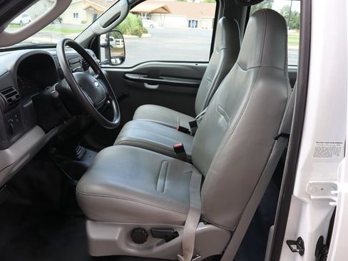 Used 2005 Ford F350 XL AWD/4WD image 20