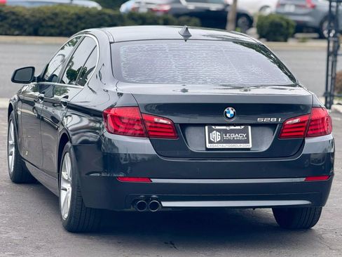 Used 2012 BMW 528i Sedan image 4