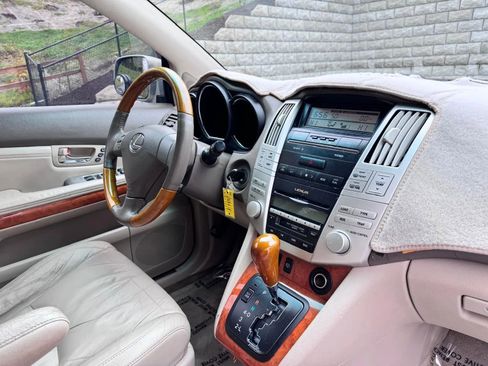 Used 2004 Lexus RX 330 AWD image 12
