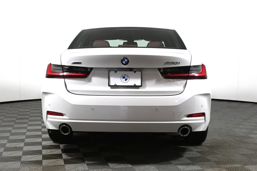 Certified 2023 BMW 330i xDrive Sedan w/ Driving Assistance Package AWD/4WD image 6