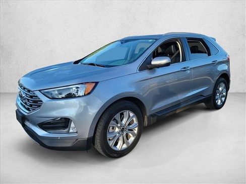 Used 2024 Ford Edge Titanium image 1
