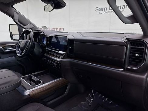 Used 2024 Chevrolet Silverado 2500 LT w/ Convenience Package image 30