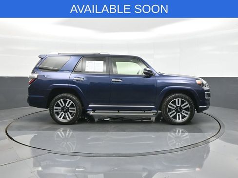 Used 2016 Toyota 4Runner Limited AWD/4WD image 8