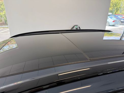 Certified 2025 Volvo XC60 B5 Plus AWD/4WD image 11