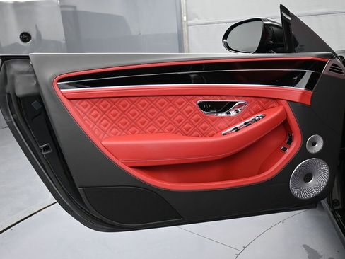 Certified 2023 Bentley Continental GT V8 image 15