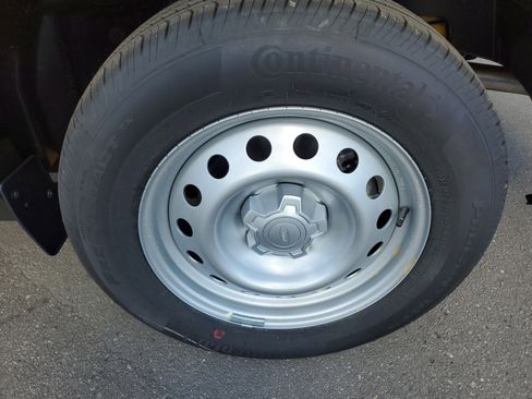 New 2026 Ford Maverick XL image 7