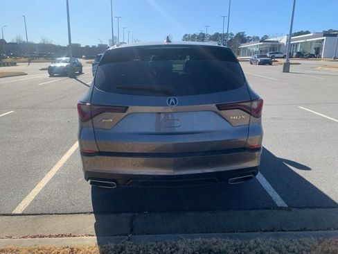 Used 2025 Acura MDX A-Spec image 9