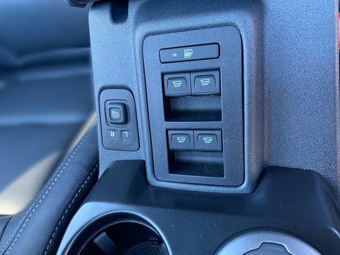 New 2026 Ford Bronco Big Bend w/ Black Diamond Package AWD/4WD image 17
