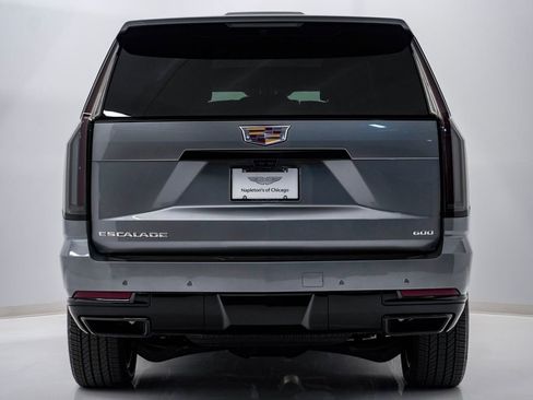 Used 2025 Cadillac Escalade Sport Platinum image 9
