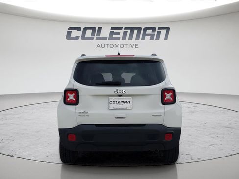 Used 2020 Jeep Renegade Latitude w/ Cold Weather Group AWD/4WD image 4