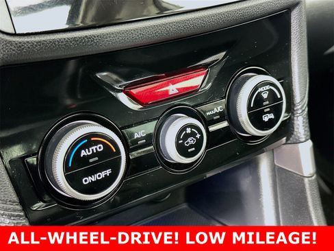 Used 2020 Subaru Forester Premium image 18