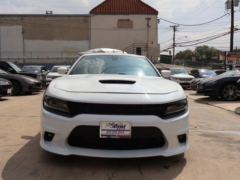 Used 2021 Dodge Charger R/T w/ Performance Handling Group RWD image 2