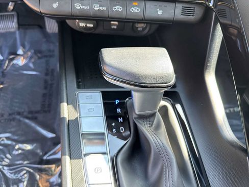 Used 2023 Hyundai Elantra SEL w/ Convenience Package FWD image 31
