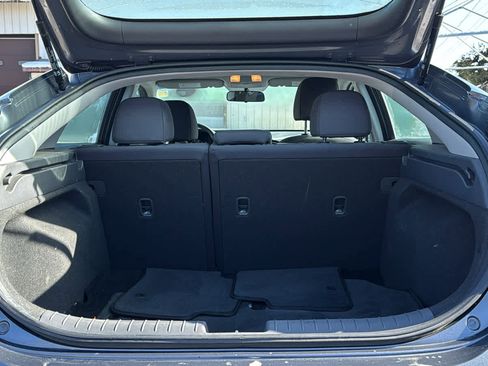 Used 2018 Hyundai Ioniq Blue image 25