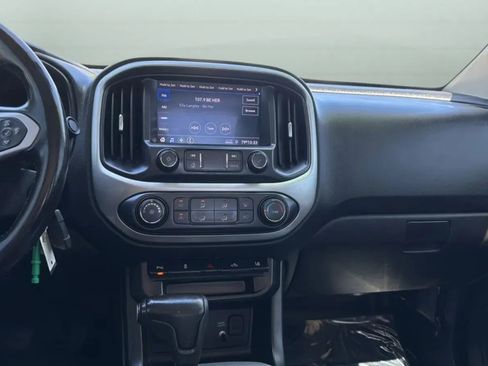 Used 2021 Chevrolet Colorado LT w/ Fleet Safety Package RWD image 16