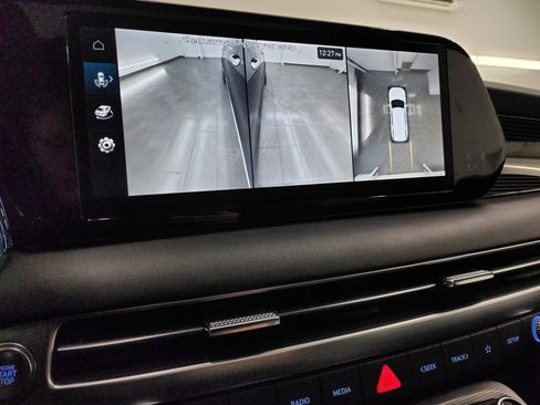 Used 2024 Hyundai Palisade Calligraphy image 21