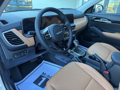 New 2026 Kia Seltos EX image 32