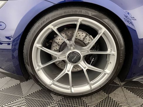 Used 2023 Porsche 911 GT3 RWD image 17