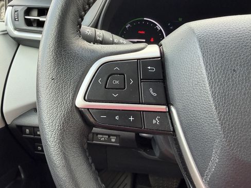 Certified 2025 Toyota Sienna XLE w/ XLE Plus Package AWD/4WD image 27