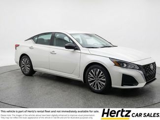 Used 2025 Nissan Altima 2.5 SV video 1