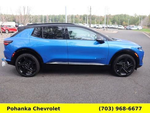 New 2026 Chevrolet Equinox EV RS FWD image 8