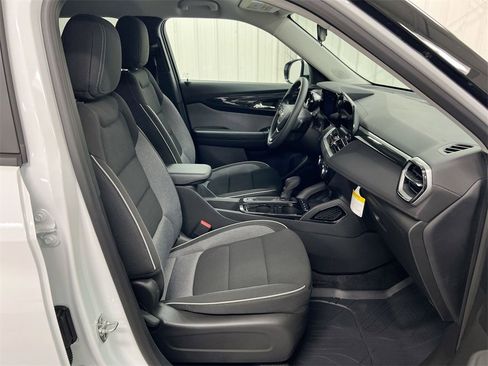 New 2026 Chevrolet TrailBlazer LT image 21