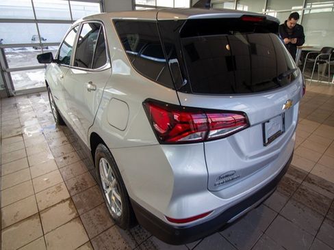 Used 2022 Chevrolet Equinox LT image 5
