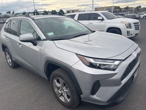 Used 2024 Toyota RAV4 XLE image 4