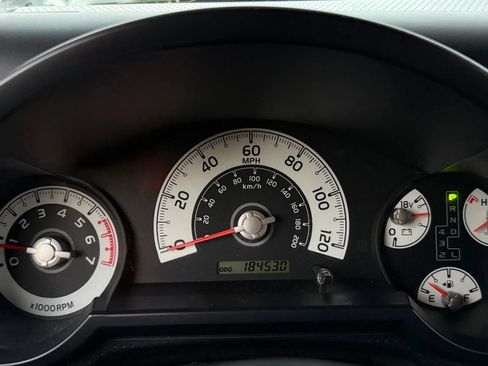 Used 2010 Toyota FJ Cruiser 4WD image 18