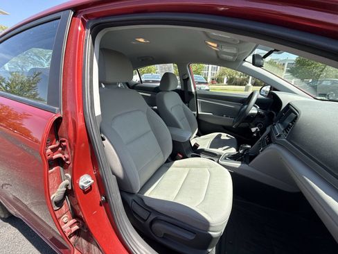 Used 2018 Hyundai Elantra SEL w/ Cargo Package FWD image 23
