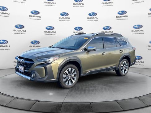 Used 2024 Subaru Outback Touring XT AWD/4WD image 3