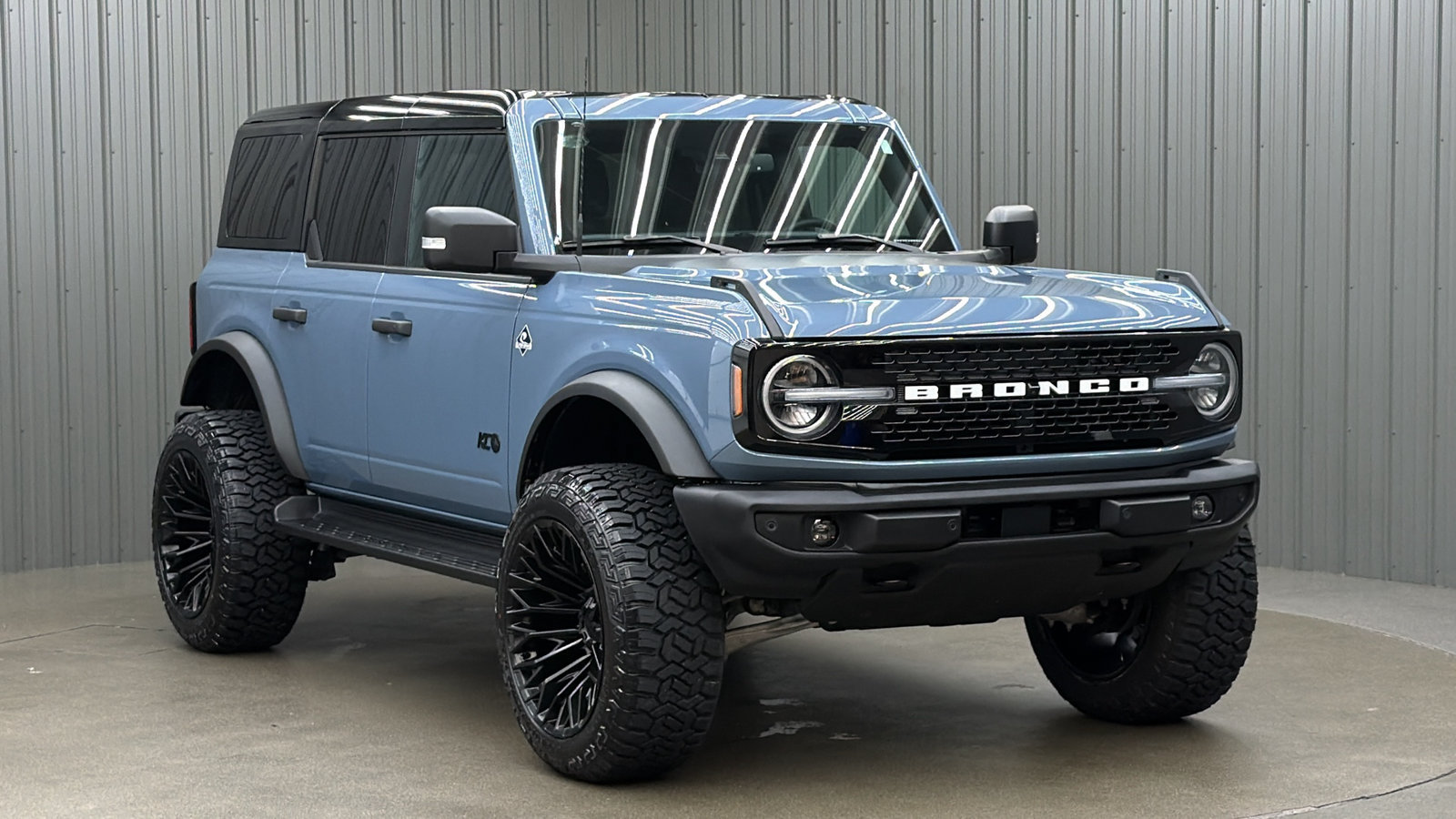 Used 2025 Ford Bronco Outer Banks AWD/4WD image 7