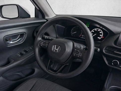 Used 2025 Honda HR-V LX image 25