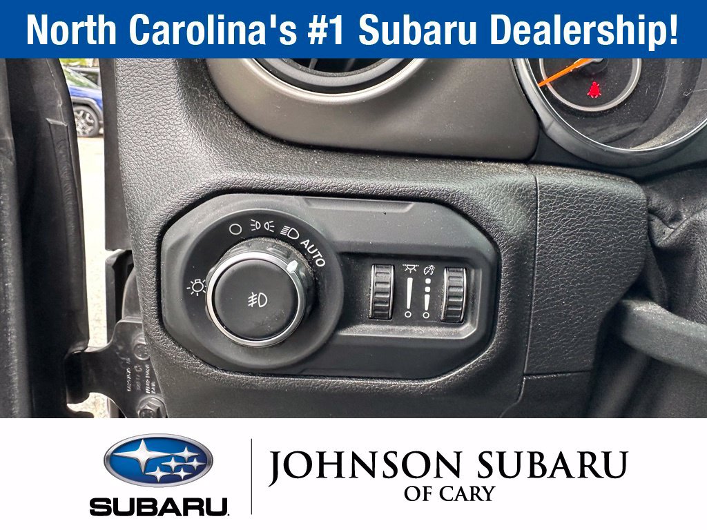 Used 2019 Jeep Wrangler Sport AWD/4WD image 17