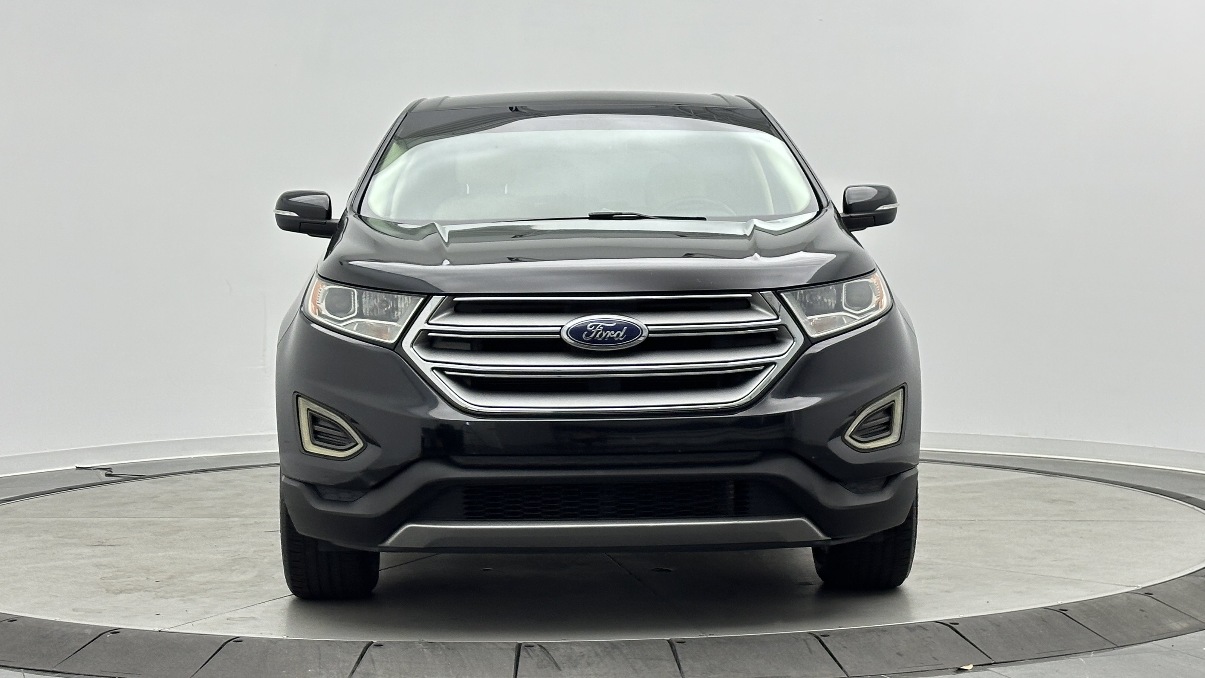 Used 2016 Ford Edge SEL w/ Equipment Group 201A AWD/4WD image 2