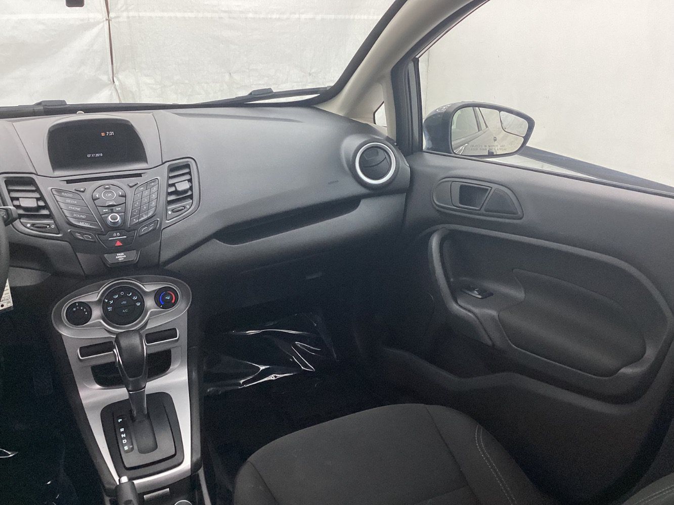Used 2019 Ford Fiesta SE FWD image 27