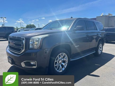 Used 2015 GMC Yukon SLT w/ Open Road Package AWD/4WD image 3