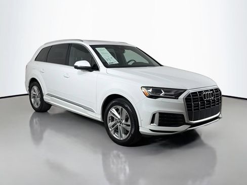 Used 2021 Audi Q7 2.0T Premium w/ Convenience Package AWD/4WD image 3