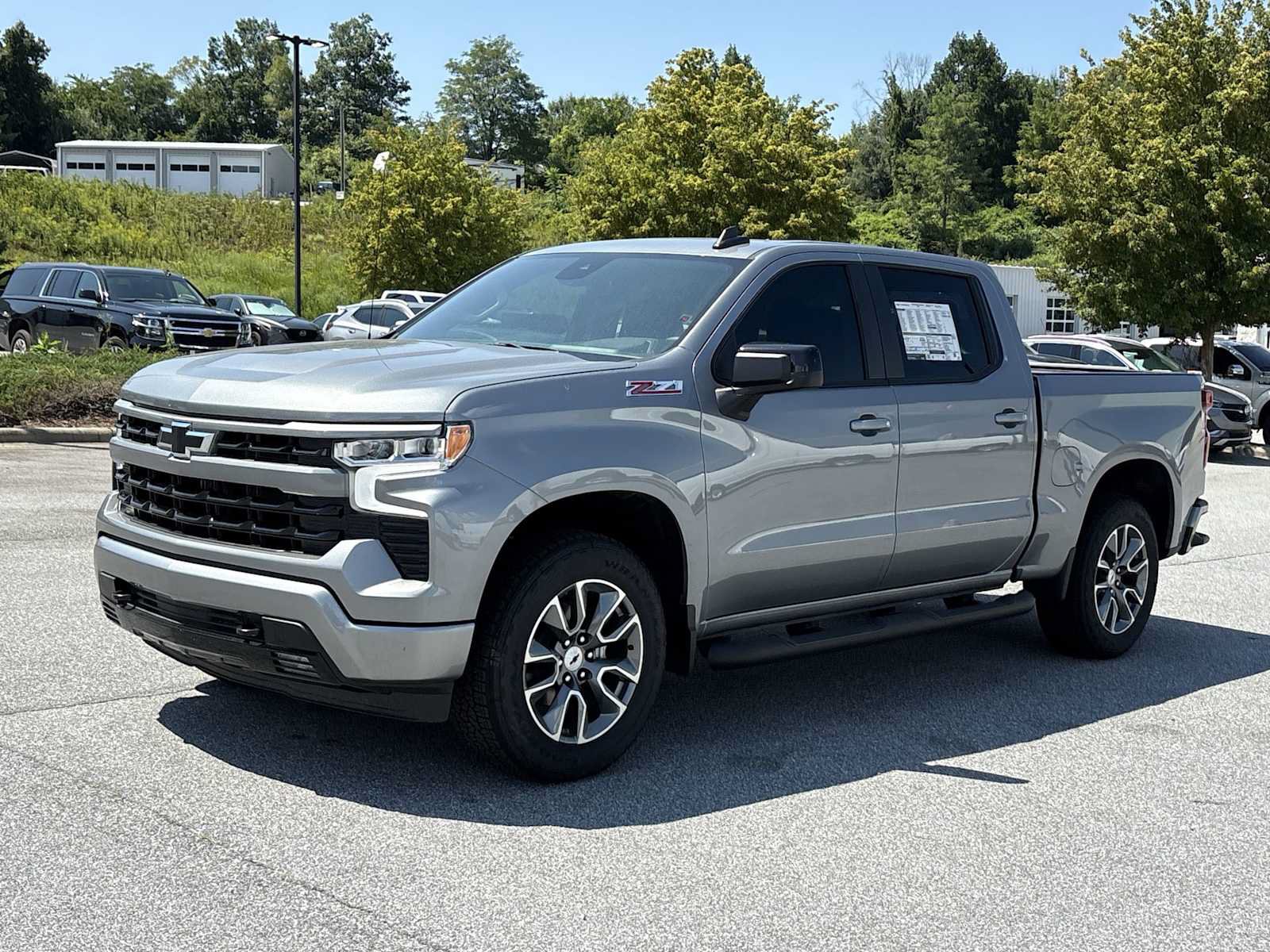 New 2026 Chevrolet Silverado 1500 RST w/ Z71 Off-Road Package AWD/4WD image 2
