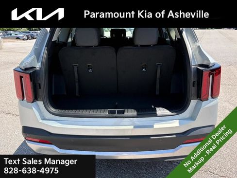 New 2026 Kia Sorento S w/ S Panoramic Sunroof Package FWD image 29