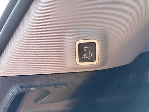 Used 2023 Jeep Grand Cherokee Laredo w/ Luxury Tech Group I image 25