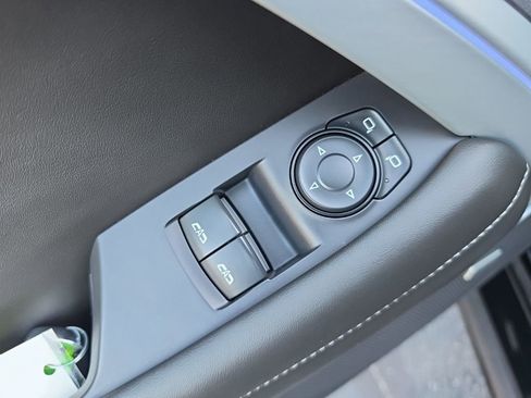 Used 2016 Chevrolet Camaro SS RWD image 26