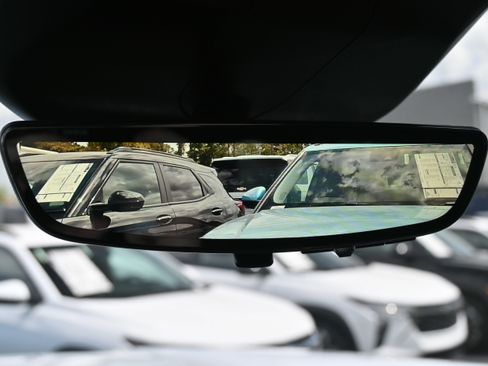 Used 2026 Cadillac Escalade Sport w/ LPO, ONYX Package AWD/4WD image 27