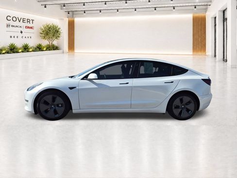 Used 2021 Tesla Model 3 Standard Range Plus RWD image 6