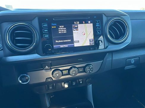 Used 2019 Toyota Tacoma TRD Sport image 29