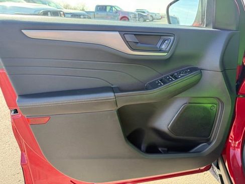 Used 2023 Ford Escape Active image 14