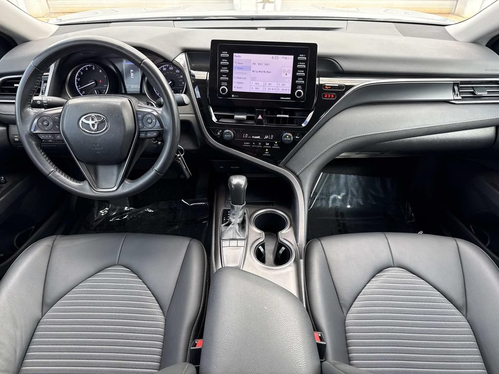 Used 2023 Toyota Camry SE FWD image 18