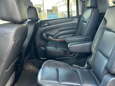 Used 2019 Chevrolet Suburban Premier w/ RST 6.2L Performance Edition image 8