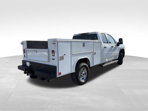 Used 2024 GMC Sierra 2500 Pro w/ Convenience Package image 3